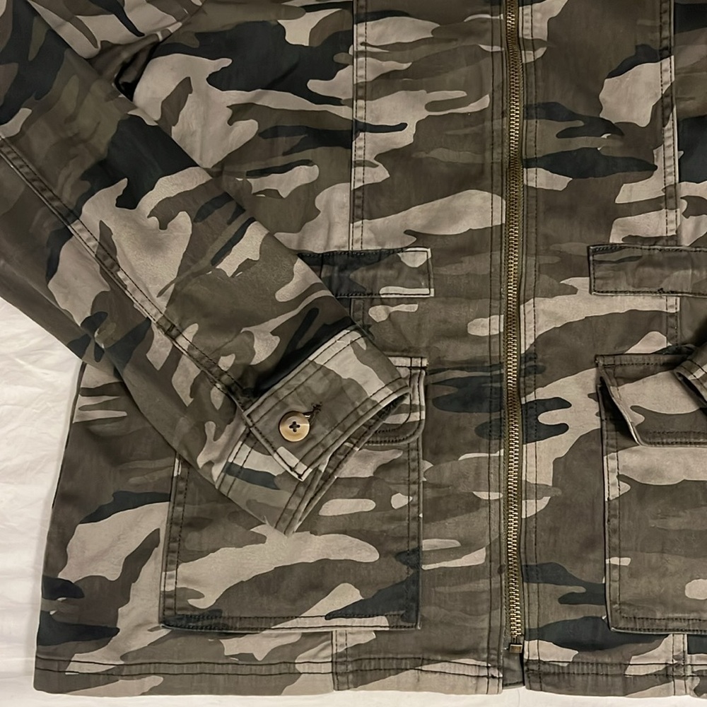 Express Camo Jacket - Picture 2 of 6